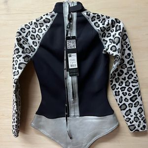 NWT WOMANS lLONG SLEEVE WETSUIT GLIDE SOUL